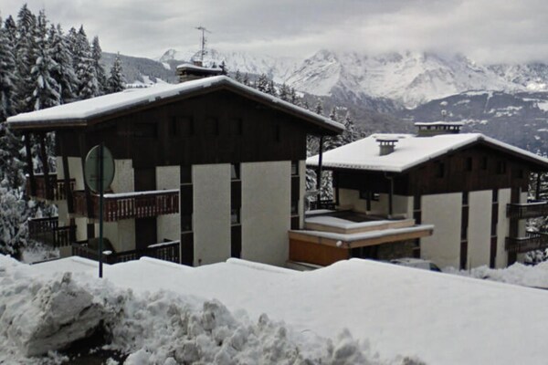 Ruim appartement op de begane grond met uitzicht op de Mont Blanc bij Combloux - thumbnail 1