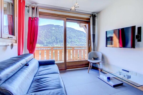 Luxe appartement aan de piste in Morzine met balkon en garage - thumbnail 6