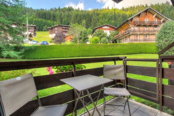 Gerenoveerde studio in Morzine, vlakbij de pistes en het centrum - thumbnail 1