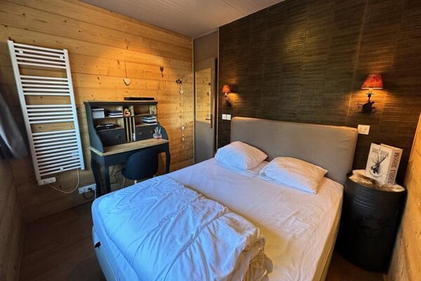 Résidence Les Ecrins 1: 8-persoons appartement met ski-in/ski-out in Vars - thumbnail 2