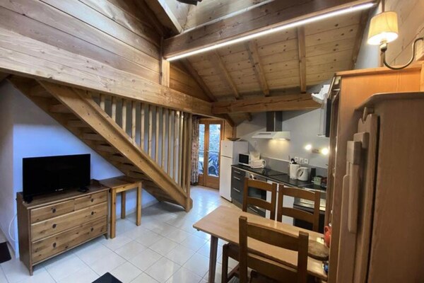 Appartement 6p in het hart van Vars, direct aan de piste - thumbnail 2