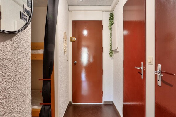Appartement 4 personen direct aan de piste in Vars - thumbnail 6