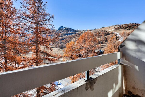 Appartement 4 personen direct aan de piste in Vars - thumbnail 3