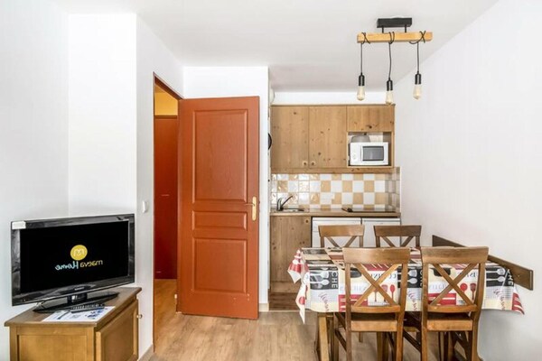 Knus appartement 5p met terras, direct aan de piste in Vars - thumbnail 4
