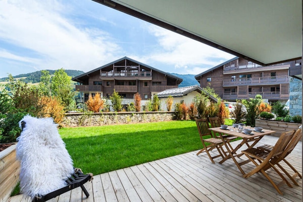 Ruim appartement in Megève met uitzicht, wellness en gratis shuttle - thumbnail 1