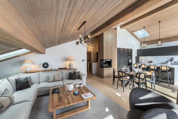 Ruim triplex appartement voor 10 personen met sauna, vlakbij de pistes van Megève - thumbnail 1