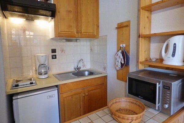 Studio-appartement op de bergflank met uitzicht in Le Grand Bornand - thumbnail 4