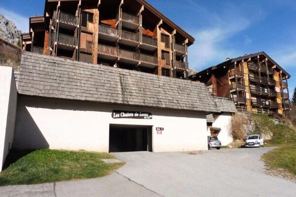 Studio-appartement op de bergflank met uitzicht in Le Grand Bornand - thumbnail 1