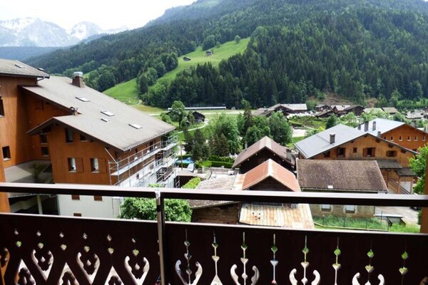 Knus appartement op 400m van de piste met balkon en bergzicht - thumbnail 4