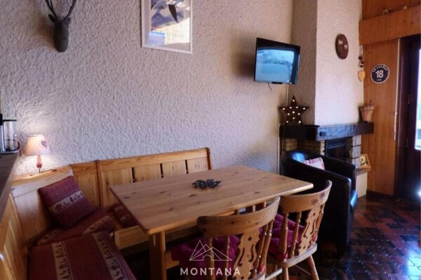 Knus appartement voor 6 met balkon en bergzicht in Le Grand Bornand - thumbnail 3