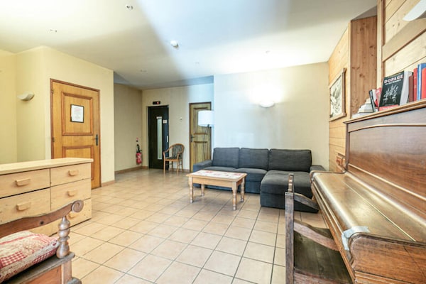 Ruim 8-persoons appartement in La Clusaz, vlakbij de pistes - thumbnail 2