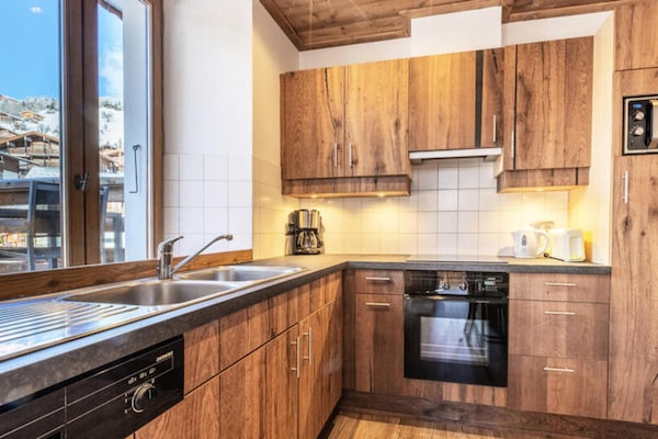 Ruim 8-persoons appartement in La Clusaz, vlakbij de piste - thumbnail 2