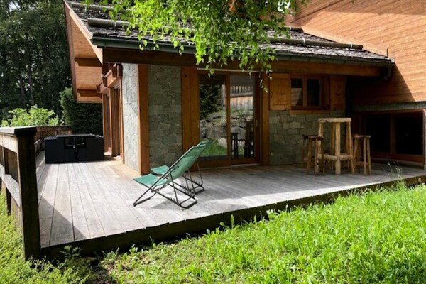 Chalet Rosebud: 193m² rust en ruimte voor 12 personen in La Clusaz - thumbnail 1
