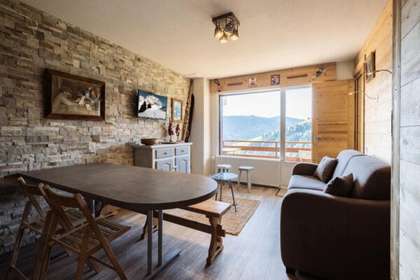 Zonnig studio-appartement voor 6 met uitzicht op de Aravis, La Clusaz - thumbnail 6