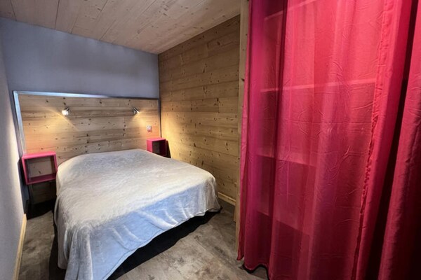 Ruim 8-persoons appartement op 100 meter van de piste in La Clusaz - thumbnail 5