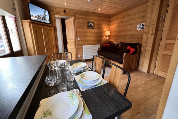 Gezellig appartement in La Clusaz, 100m van de pistes en skiliften - thumbnail 3