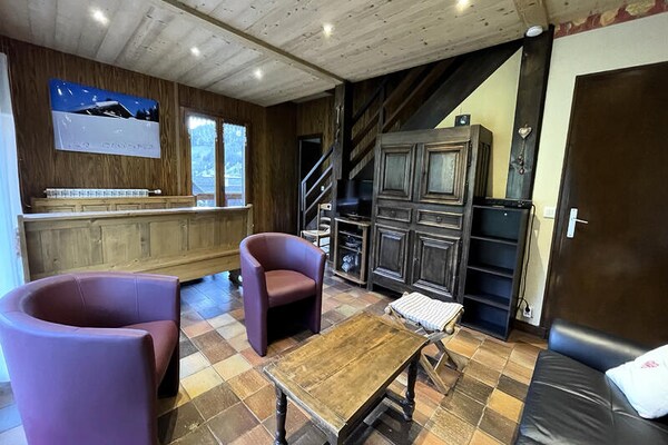 Ruim chalet-appartement voor 9 personen vlakbij de pistes van La Clusaz - thumbnail 2