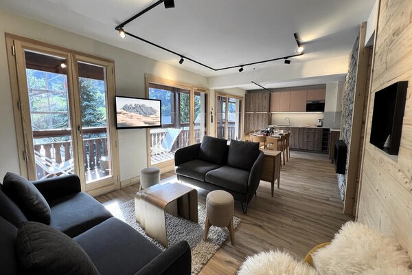Ruim 10-persoons appartement in het hart van La Clusaz, vlakbij de piste - thumbnail 1
