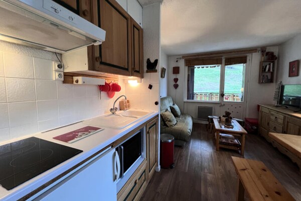 Knus appartement in hartje La Clusaz met skibox en zuidoost-balkon - thumbnail 5