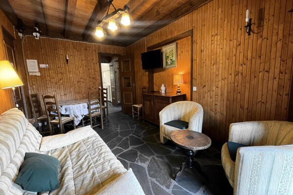 Rustiek appartement voor 6 personen met balkon, vlakbij de skipistes van La Clusaz - thumbnail 3
