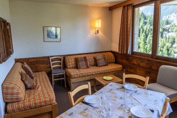 Authentiek appartement op 100m van de piste in Les Orres 1650 - thumbnail 1
