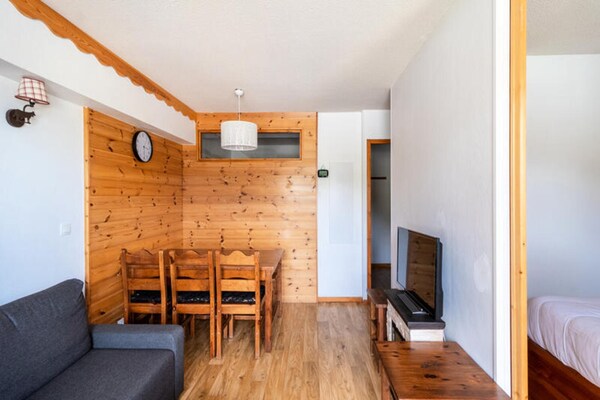 Appartement op 1800m hoogte in Les Orres, direct aan de piste in Bois-Méan - thumbnail 4
