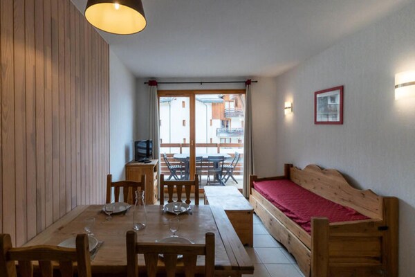 Appartement 4p aan de piste in Les Orres 1800 met zwembad en balkon - thumbnail 6