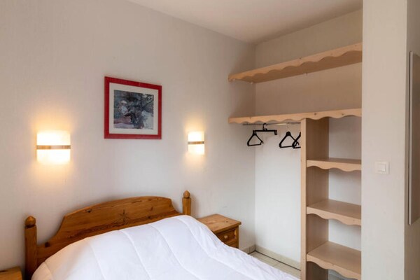 Knus appartement voor 4 aan de piste in Les Orres 1800 met zwembad - thumbnail 6