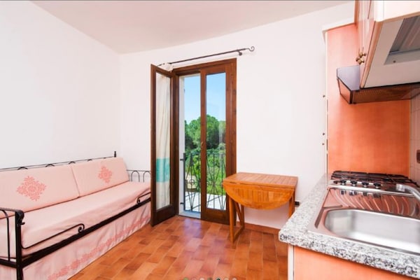 Sfeervol appartement voor 6 aan de golfbaan van Villasimius, 600m van zee - thumbnail 4
