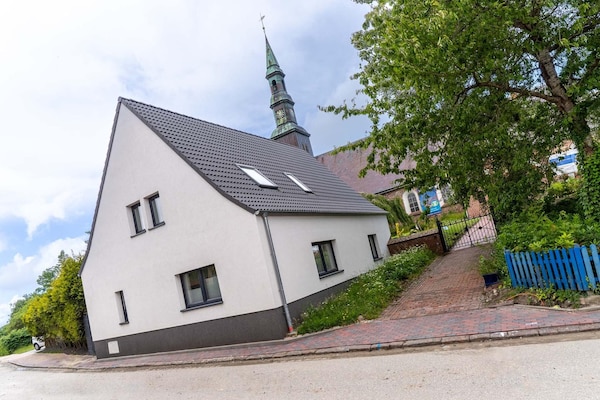 Modern vakantiehuis in Tating voor 8 personen aan de Noordzee - thumbnail 1