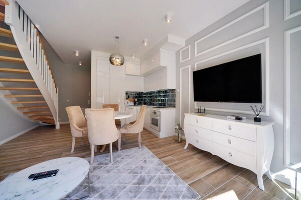 Comfortabel vakantiehuis in bosrijke omgeving, 400m van strand Pobierowo - thumbnail 4