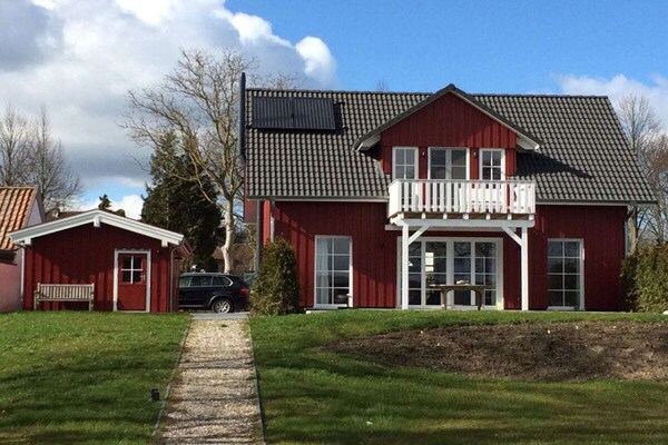 Vakantiehuis MaRi in Timmdorf: direct aan de Dieksee met eigen steiger - thumbnail 1