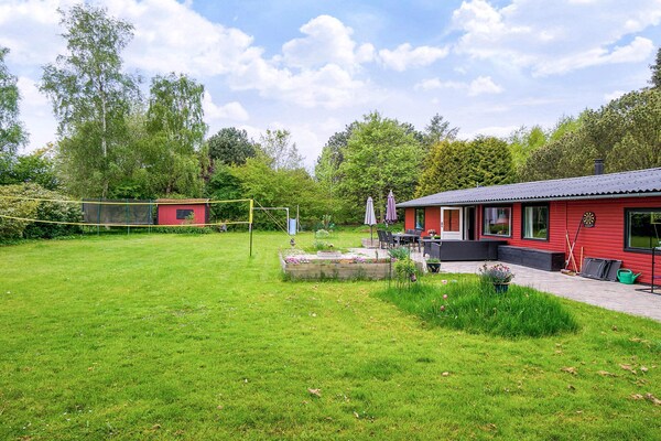 Sfeervol vakantiehuis voor 8 personen bij bos en strand in Holbæk - thumbnail 3
