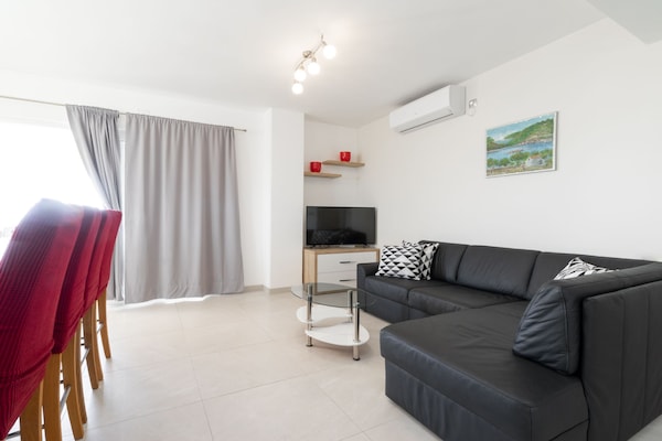 Moderne villa aan zee met privézwembad in Blato, Korčula voor 12 personen - thumbnail 4