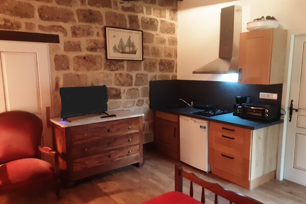 Steinhaus in Chambonas / Les Cèdres - thumbnail 3