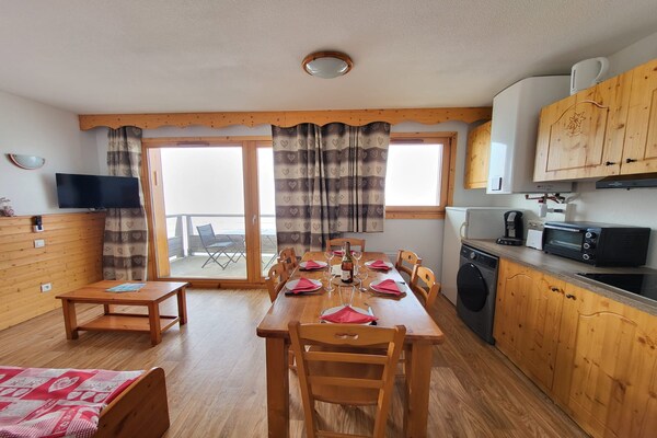 Familieappartement voor 6 aan de golfbaan in Chamrousse, 100m van de lift - thumbnail 2