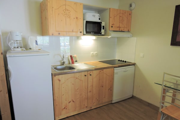 Rustiek appartement voor 6 met wellness & zwembad aan de voet van de 3 Vallées - thumbnail 2