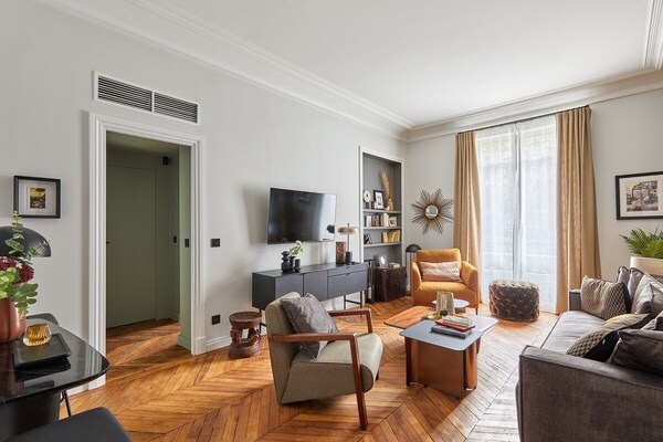 Luxe appartement aan Boulevard Saint-Michel, hartje Parijs - thumbnail 4