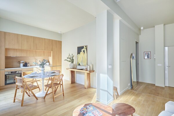 Licht appartement in de Marais, vlak bij Place des Vosges - thumbnail 2