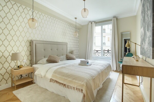 Elegant appartement 121m² in hartje 8e arrondissement Parijs voor 8 personen - thumbnail 5