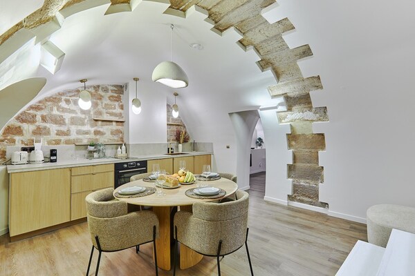 Stijlvol gerenoveerd appartement in hartje Marais, Parijs - thumbnail 1
