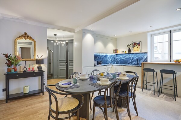 Luxe appartement aan Boulevard Saint-Michel, hartje Parijs – 6 personen - thumbnail 2