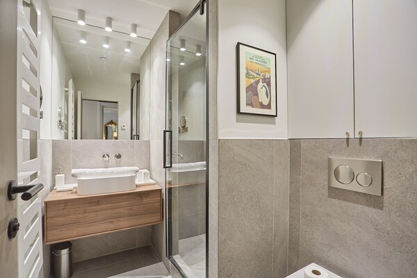 Luxe appartement aan Boulevard Saint-Michel, hartje Parijs – 6 personen - thumbnail 4