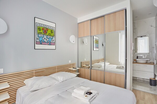 Trendy appartement voor 6 in hartje Parijs, bij Rue Montorgueil - thumbnail 6