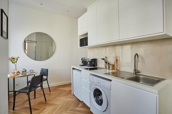 Lichte studio in hartje 17e arrondissement, Parijs - thumbnail 4