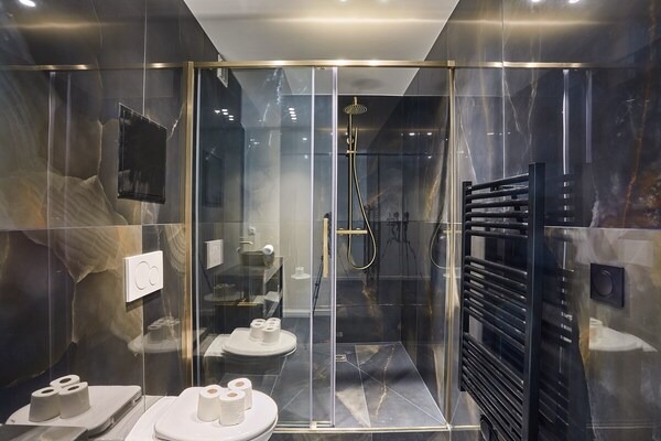 Sfeervolle studio in levendig 15e arrondissement, vlakbij Montparnasse - thumbnail 4