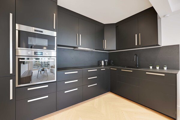 Modern appartement met 2 slaapkamers vlakbij Parijs in Suresnes - thumbnail 6