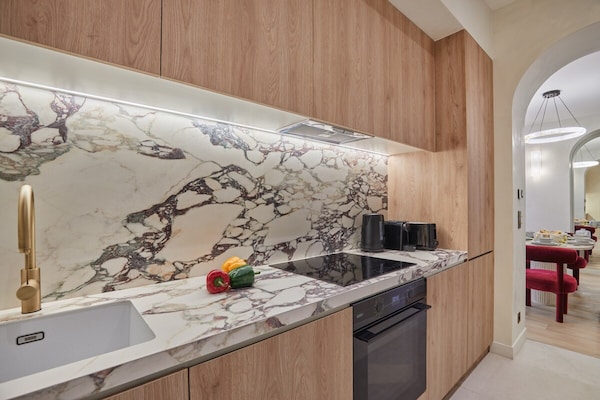 Elegant appartement met airco op steenworp afstand van het Louvre - thumbnail 2