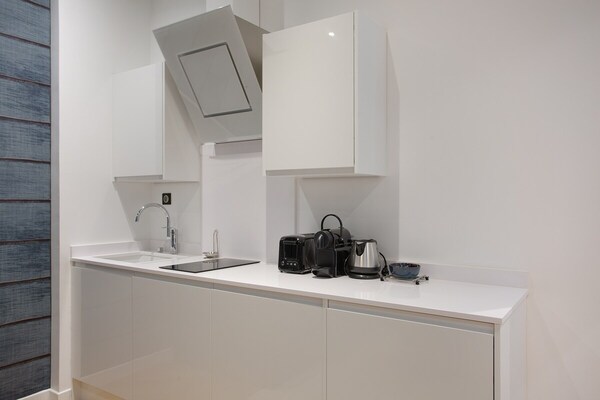 Stijlvol appartement met airco in het hart van Saint-Germain-des-Prés - thumbnail 3