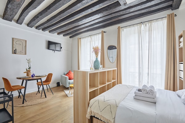 Licht studio-appartement in hartje Parijs, vlakbij Rue Montorgueil - thumbnail 4
